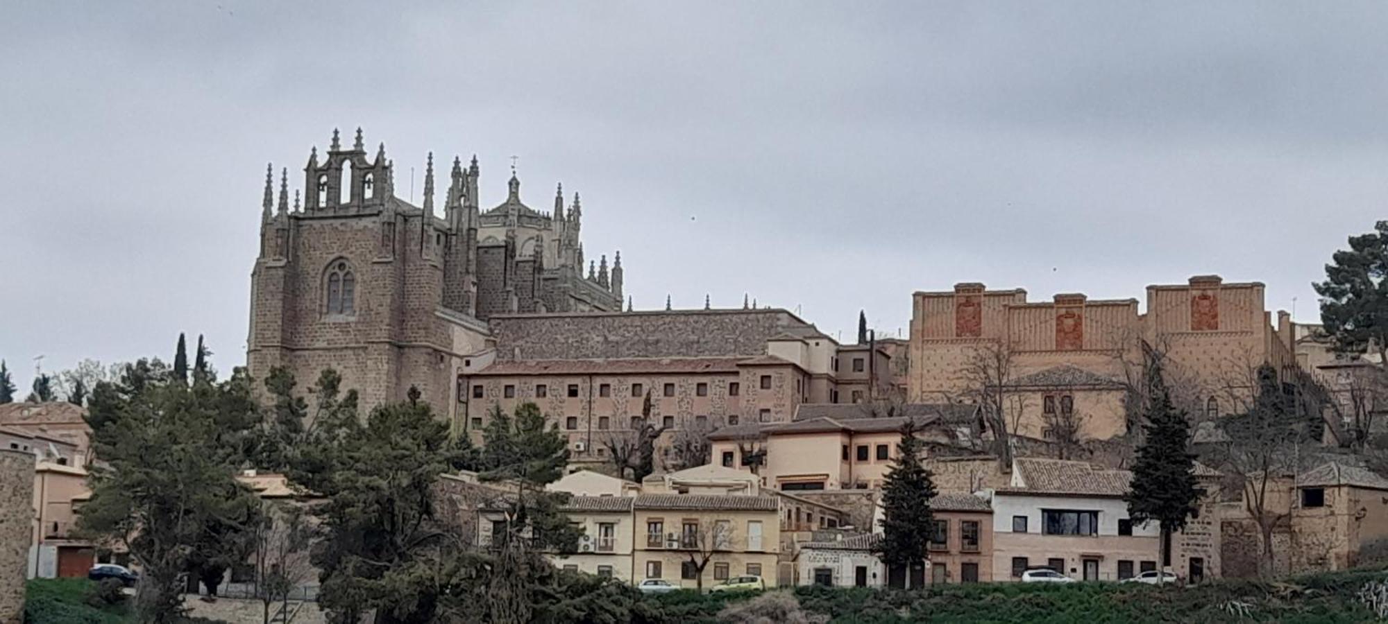 Hotel Hostal La Campana Toledo Exterior foto