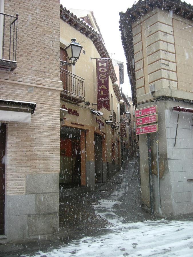 Hotel Hostal La Campana Toledo Exterior foto